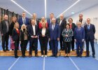 Auf dem Bild sind alle für den Sport zuständigen Sportministerinnen und Sportminister, Senatorinnen und Senatoren sowie Staatssekretärinnen und Staatssekretäre abgebildet.