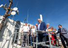 Gruppenbild mit Innenminister Joachim Herrmann und Einsatzkräften der Hilfs- und Rettungsorganisationen