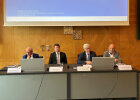 Pressebild mit Eugen Ehmann, Regierungspräsident Unterfranken, Innenstaatssekretär Sandro Kirchner,  Dr. Thomas Gößl, Präsident des Landesamtes für Statistik und Prof. Michael Fürnrohr, Leiter der Abteilung Zensus im Landesamt für Statistik