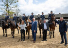 Schirmherrin der berittenen Einheiten Karin Baumüller-Söder, Innenminister Joachim Herrmann, Präsident des Bayerischen Reit- und Fahrverbandes Staatssekretär a.D. Gerhard Eck, Polizeipräsident im Polizeipräsidium München Thomas Hampel mit Polizeipferden und Reitern