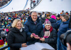 Gruppenbild Bundesinnenministerin Nancy Faeser, Innenminister Joachim Herrmann übegibt symbolisch den Staffelstab der Sportministerkonferenz an die baden-württembergische Sportministerin Theresa Schopper 