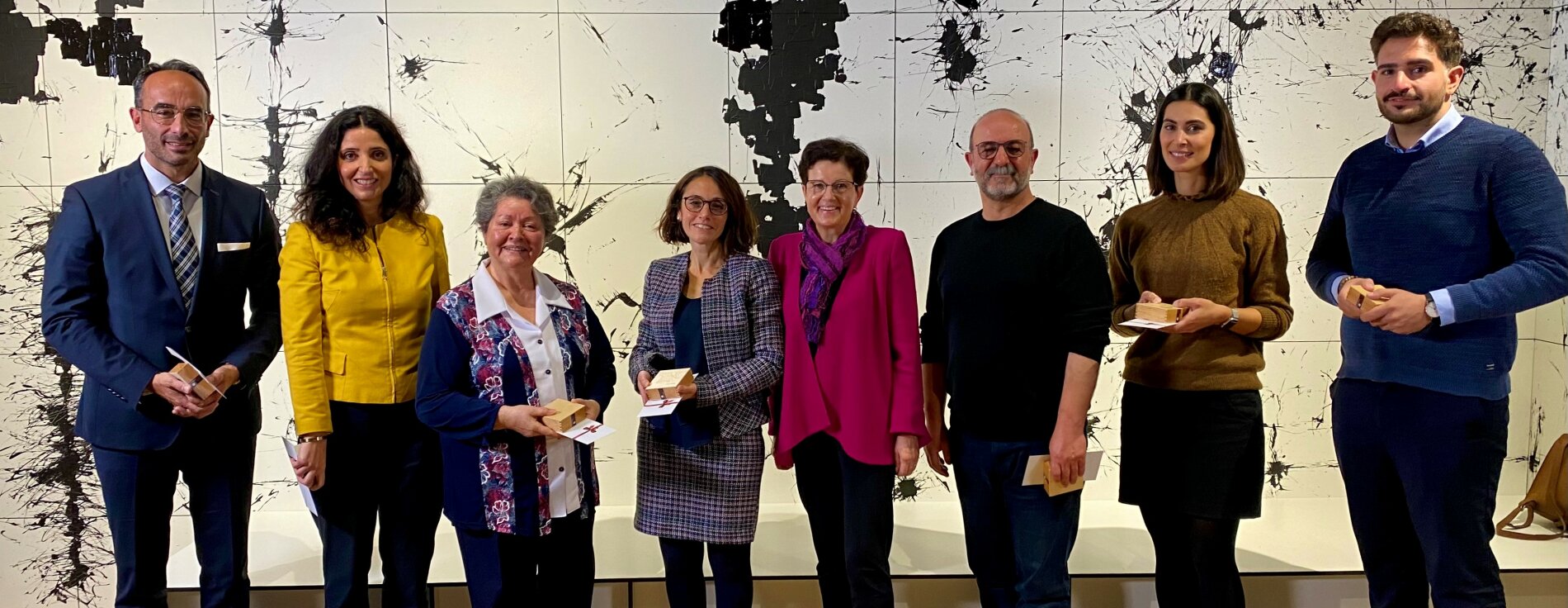 Gudrun Brendel-Fischer und die Gesprächsteilnehmenden Gruppenbild der Teilnehmer der Gesprächsrunde