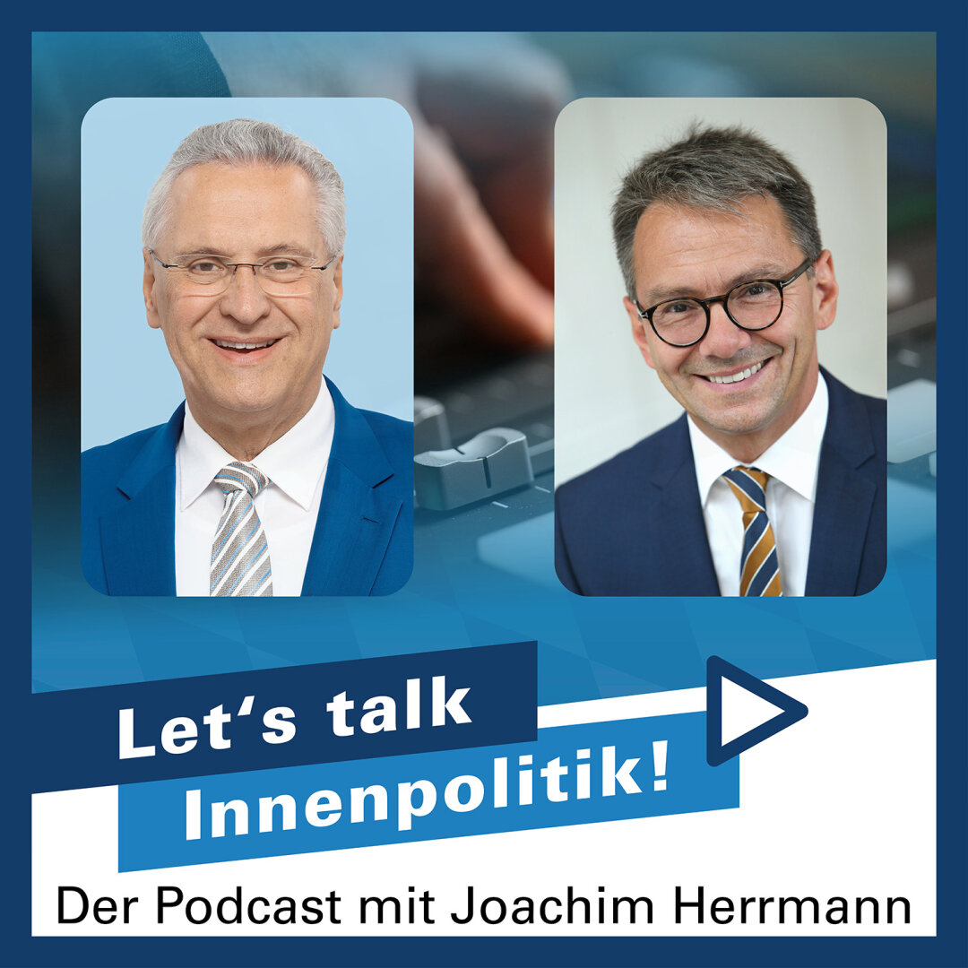 Podcast-Folge: Asyl, Aufnahme, Unterbringung – Kommunen am Limit - © Bayerisches Innenministerium Titelbild: Let's talk Innenpolitik - Der Podcast mit Joachim Herrmann, hier: Asyl, Aufnahme, Unterbringung – Kommunen am LimitWie hilft Bayern den Kommunen? Und was muss der Bund tun? Die Diskussion mit Landrat Thomas Karmasin, Präsident des Bayerischen Landkreistags, sowie dem Bayerischen Innen- und Integrationsminister Joachim Herrmann. Jetzt reinhören!