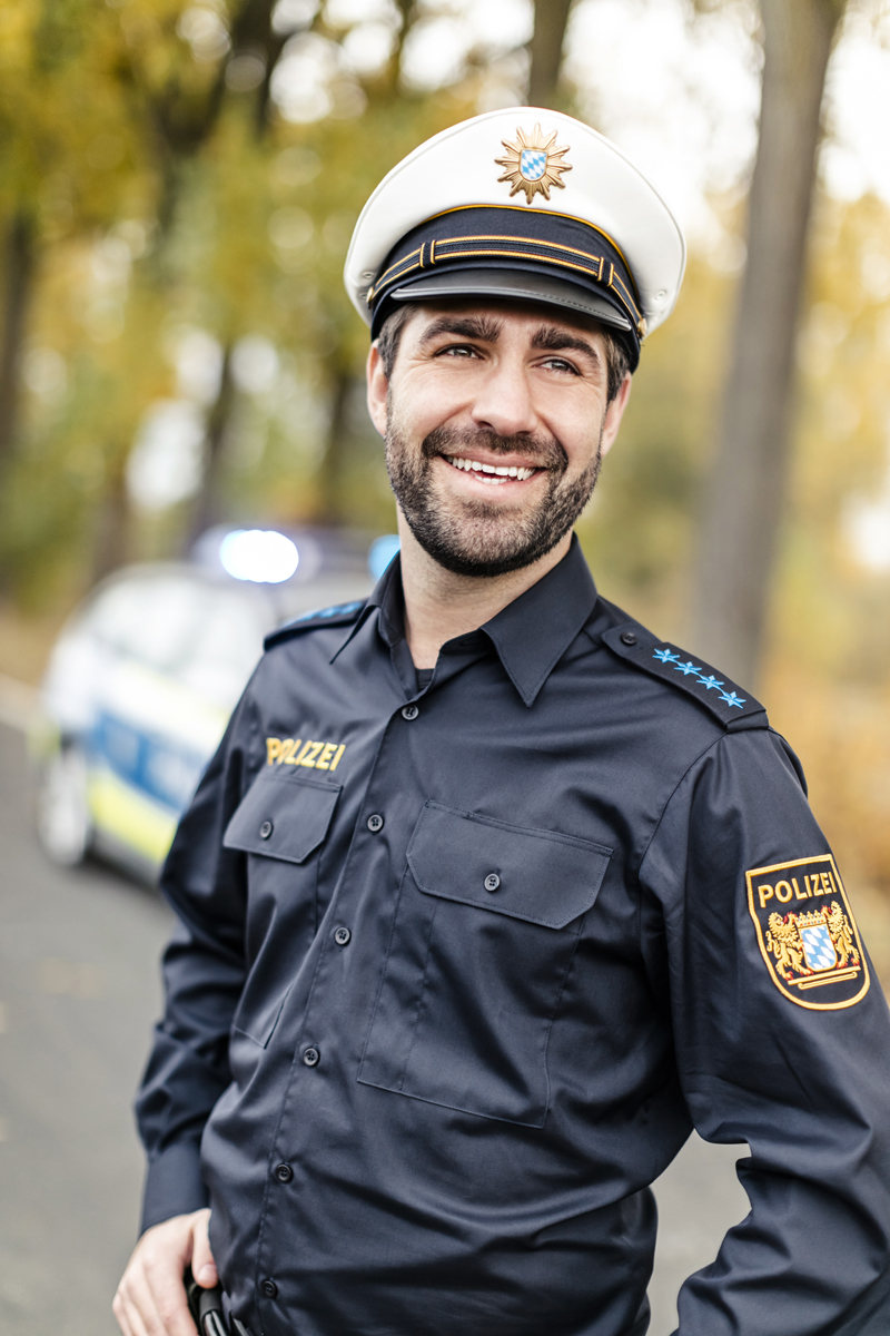 Die Bayerische Polizei - Bayerisches Staatsministerium des Innern, für  Sport und Integration