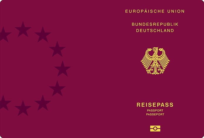 Ein Muster eines Reisepasses mit dem Bundesadler auf der Vorderseite