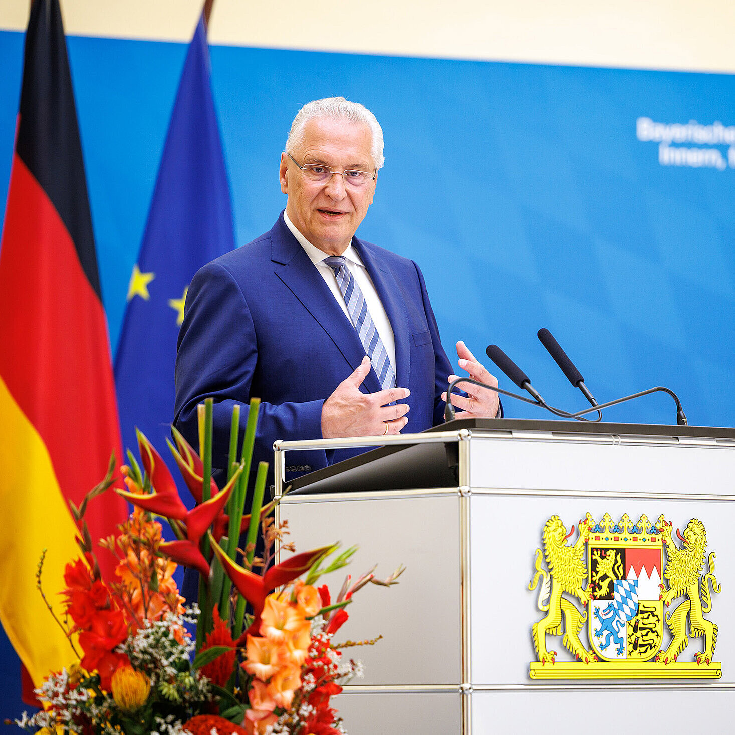 Herrmann am Rednerpult