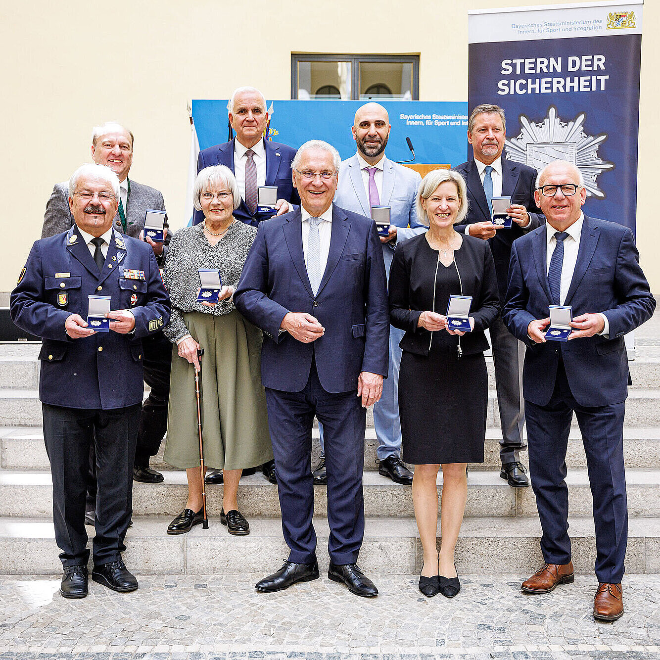 Gruppenfoto mit Geehrten