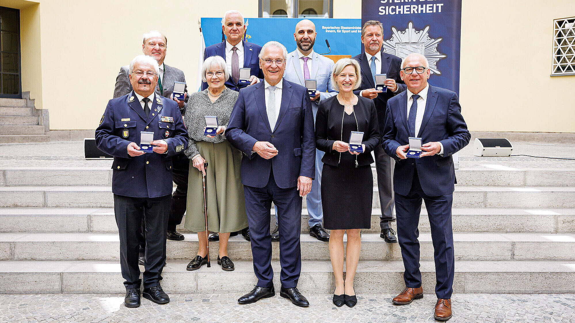 Gruppenfoto mit Geehrten