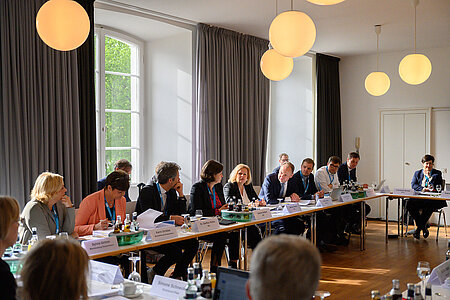 Blick in den Besprechungsraum