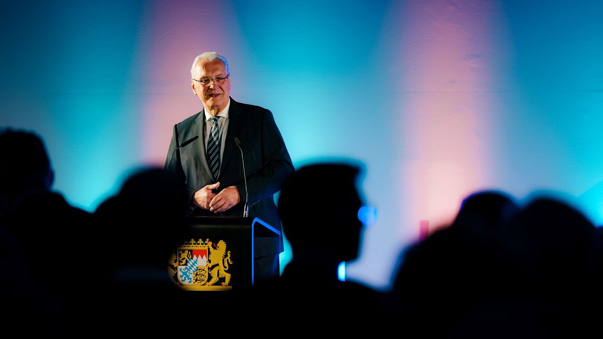 Auf dem Bild ist Innenminister Herrmann beim Staatsempfang anl. des Weltmarktführer Innovation Day zu sehen.