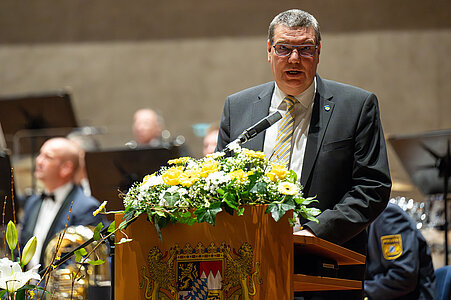 Benefiz Neujahrskonzert: Thomas Lintl Vorsitzender der Polizeistiftung und Mitglied im Hauptpersonalrat des Polizeipräsidiums Unterfranken