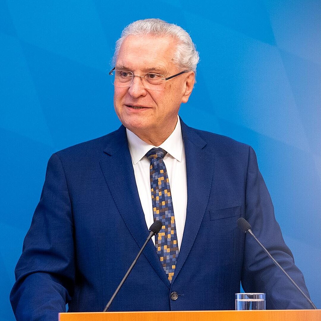 Innenminister Joachim Herrmann am Rednerpult