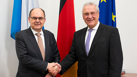 Besuch Christan Schmidt am Vorabend der 60. SiKo im Innenministerium