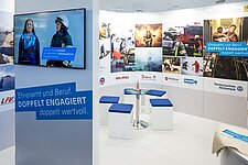 Unser Messestand zur Kampagne "Doppelt engagiert" auf der Heim und Handwerk Messe.