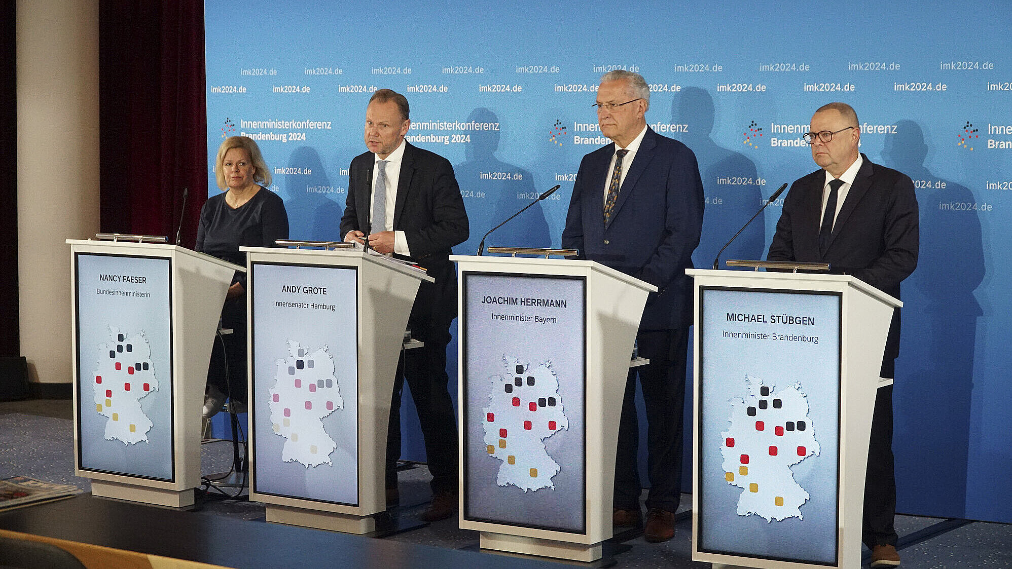Faeser, Grote, Herrmann und Stübgen bei Pressekonferenz